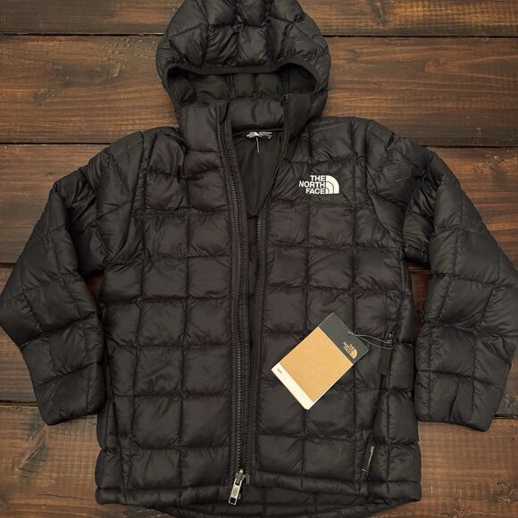 The North Face Kids Thermoball Hooded Jacket - Picture 1 of 10